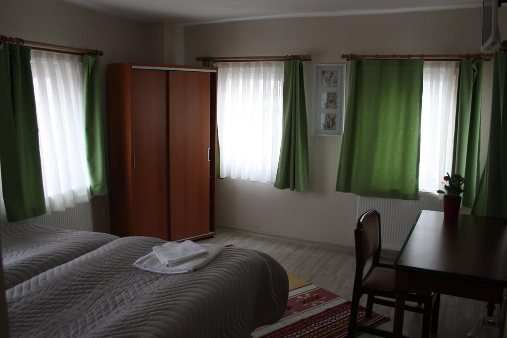 Karinca Guest House Стамбул Номер фото